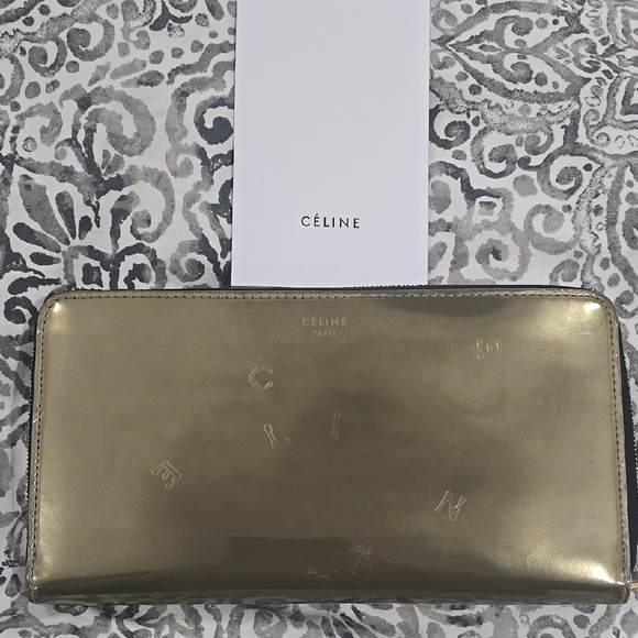 Céline Gold Wallet - Picture 1 of 8